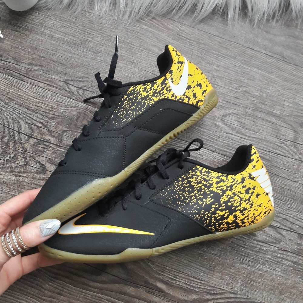 NEW Nike BimbaX IC - Picture 3 of 6